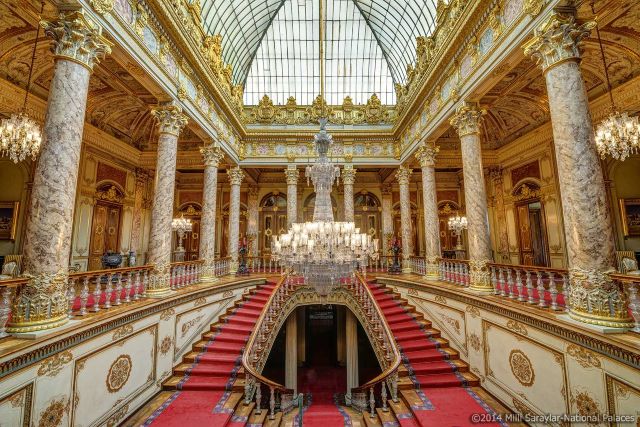 絢爛豪華！ドルマバフチェ宮殿とモスク - トルコのとりこトルコ専門WEBサイト