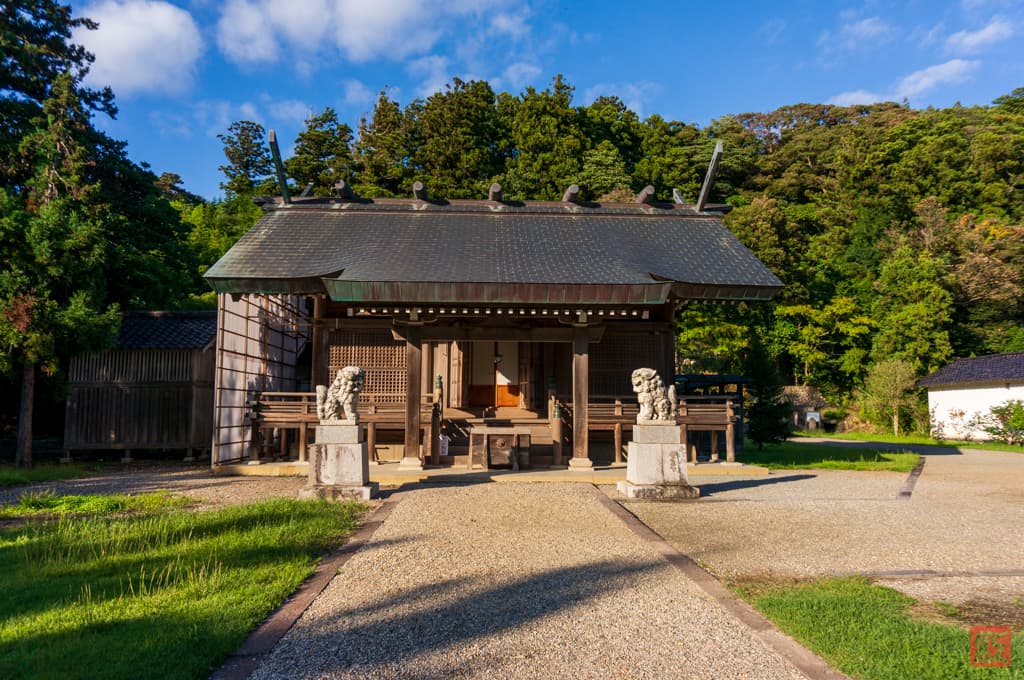真野御陵 順徳天皇御火葬塚 。 真野宮 亡くなった所