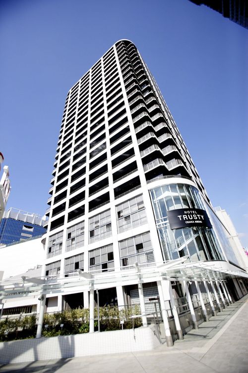 目もくらむような大階段を一気に駆け登れ！「JR京都駅」 京都日本珍スポット100景