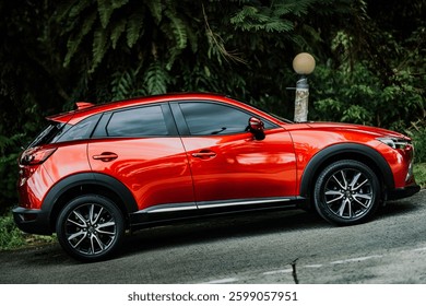 マツダの赤はすべての赤い車のなかで最強の赤だと思う。個人的好みだけど！ CX-5- YouTube