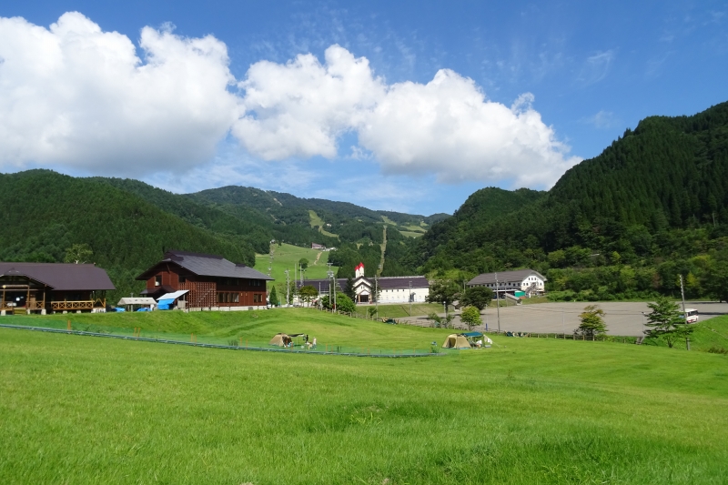 子連れ初キャンプはグランピングで決まりっ！ めいほう高原キャンプフィールド・バーベキューパーク ファミリーキャンプ