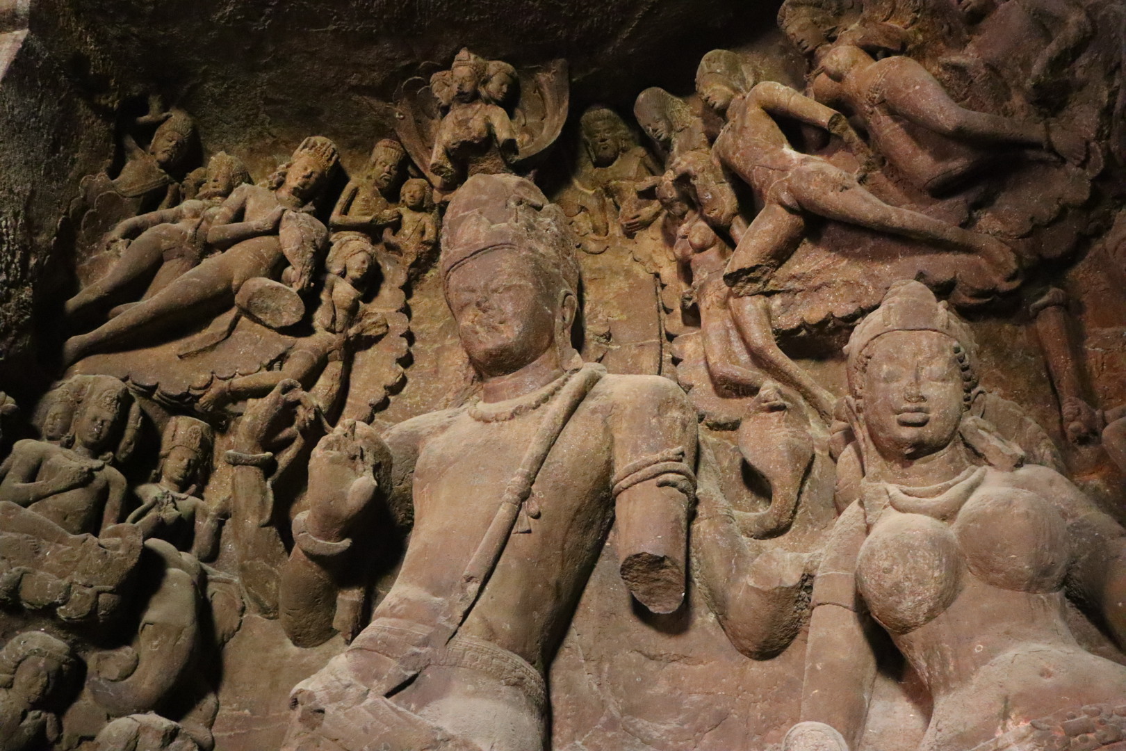 ムンバイ 世界遺産☆エレファンタ島の石窟寺院 前編