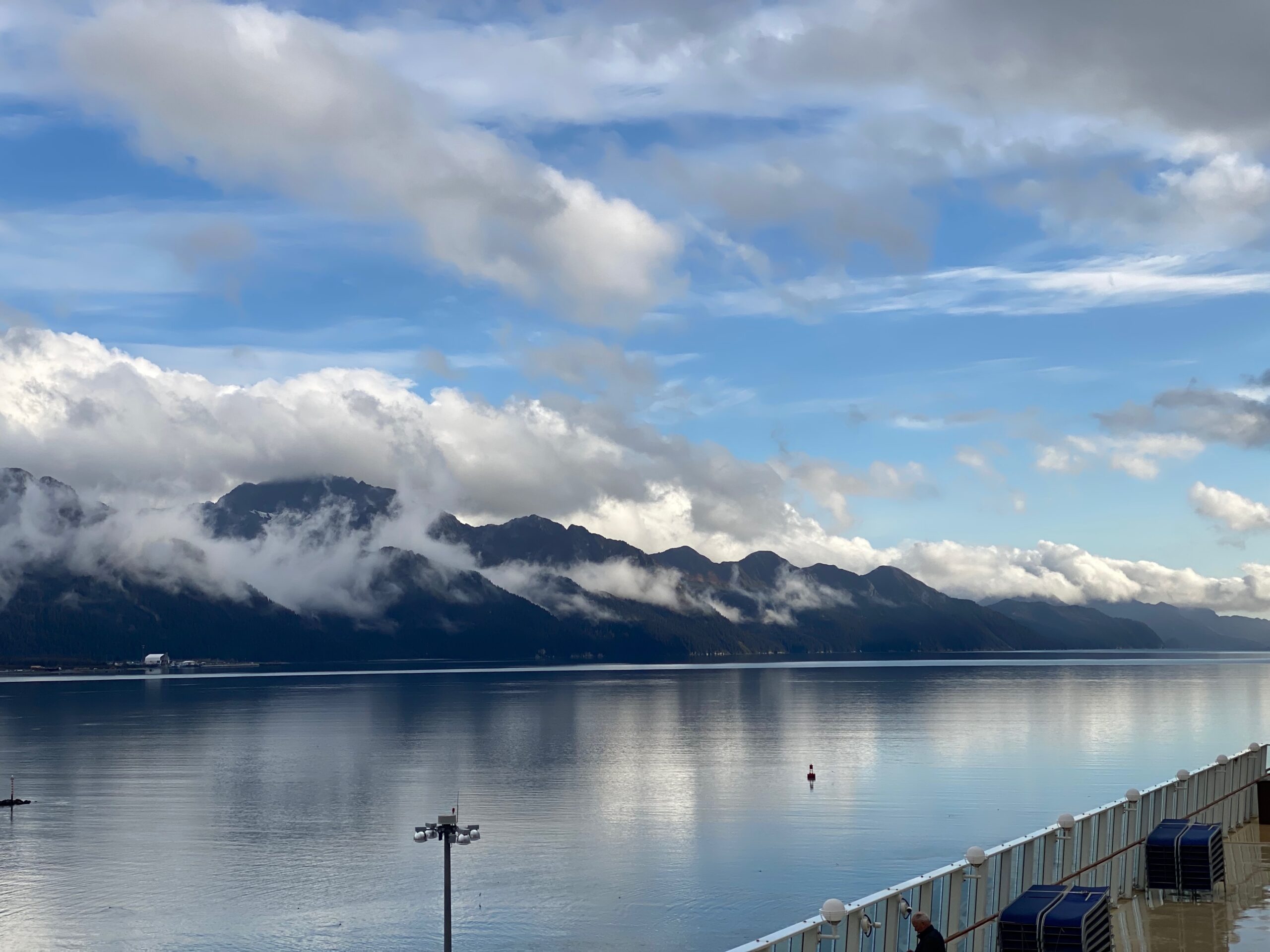 美しき秘境アラスカの魅力-2- ケチカン、スワード アラスカ世界一周旅行ならピースボートクルーズ