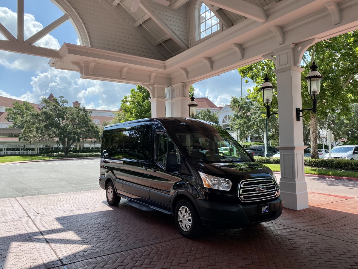 H.I.S.空港送迎オーランド国際空港 ⇒ ホテル ＜乗合 日本語ドライバー＞