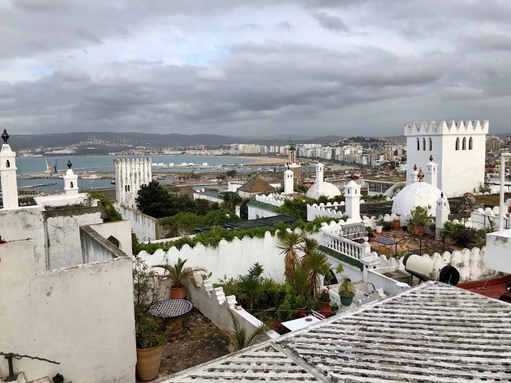 モロッコ,カサブランカの街路の写真素材FYI03877442ストックフォトの Qlean Market キュリンマーケット