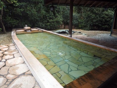 御所 社乃森温泉」は廃業、道の駅「どなり」も心配、どなりなっとんねん トイレ○仮眠△休憩○景観○食事✖️設備△立地△- 道の駅発 死出の旅日記by