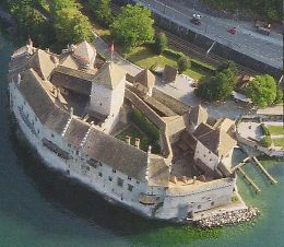 スイスのシャトー シヨン城Premium写真