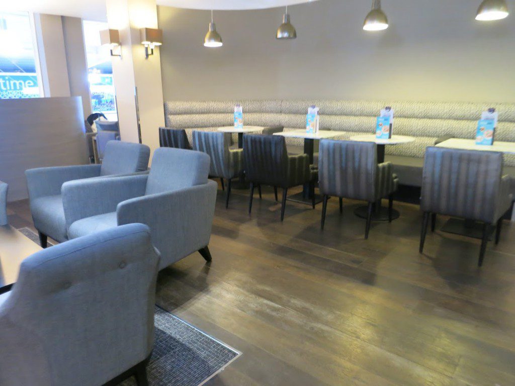 スタンステッド空港でプライオリティパスが利用できるラウンジ「The Escape Lounge」レビュー –チームトラベラー-海外旅行・世界一周のバイブル