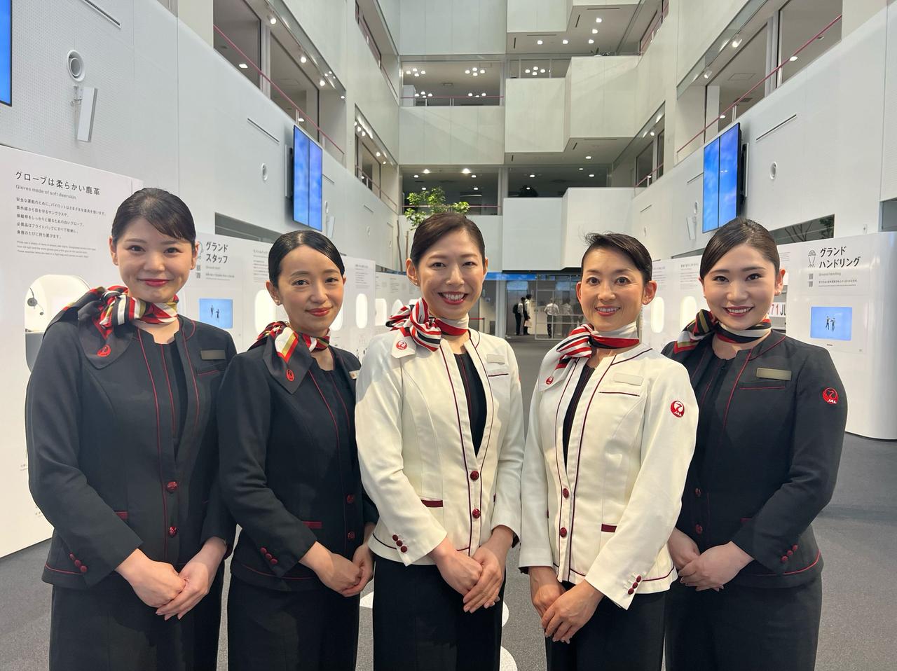 違い 「ＣＡ」と「スチュワーデス」おにまる調査隊