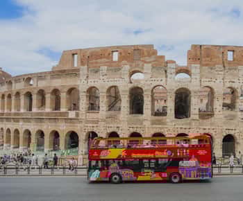 イタリアのローマにあるチルコ・マッシモ。ローマ帝国時代には戦車競技場として使われていて、当時は世界最大のスタジアムだったんだ。6世紀以降は、資材として使われたり、洪水で運ばれてきた土砂で徐々に埋もれていったんだよ。: r Lost_Architecture