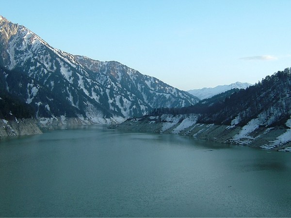立山黒部アルペンルートモンベル