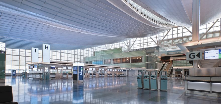 羽田空港 京急線から第2ターミナル国際線出発ロビ