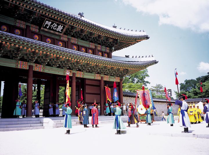 ソウルの繁華街ってどこ？韓国観光で欠かせない有名エリアをチェック