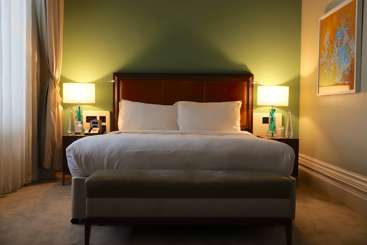 デュッセルドルフ空港 ルフトハンザビジネスラウンジ滞在記 ユーロウイングス搭乗時もANAプレミアム会員ならラウンジ使えます DUS