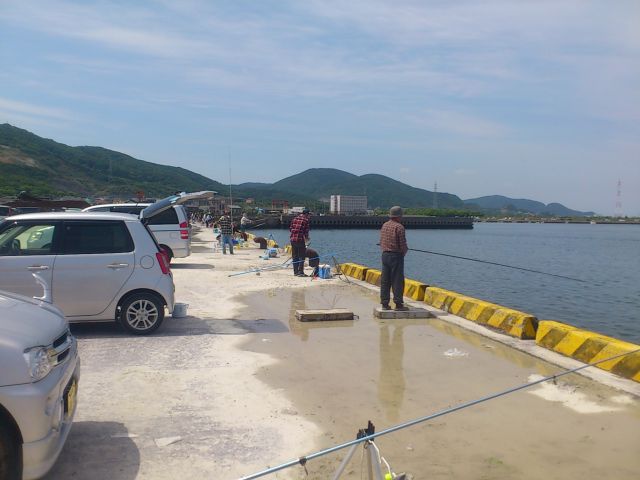 寒い冬は考える事は同じでした。: 空飛ぶだんご伝説