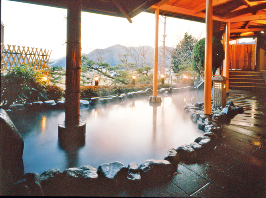 姫路市休養センター│こうでら温泉竹取の湯 香寺荘│公式サイト