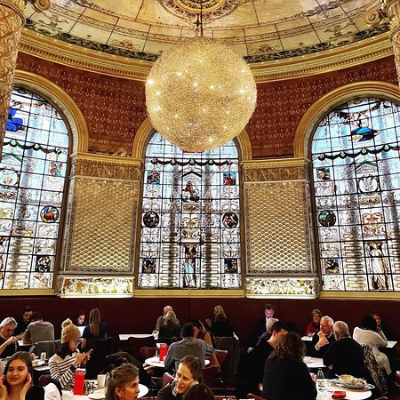 V&A ミュージアム 世界初のミュージアムカフェ - Onlineジャーニ