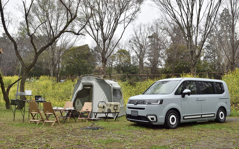 キャンプ好きにホンダ「ステップ ワゴン」がおすすめな理由 人気アウトドアブランド「DOD」とコラボしたレア車両もLEE