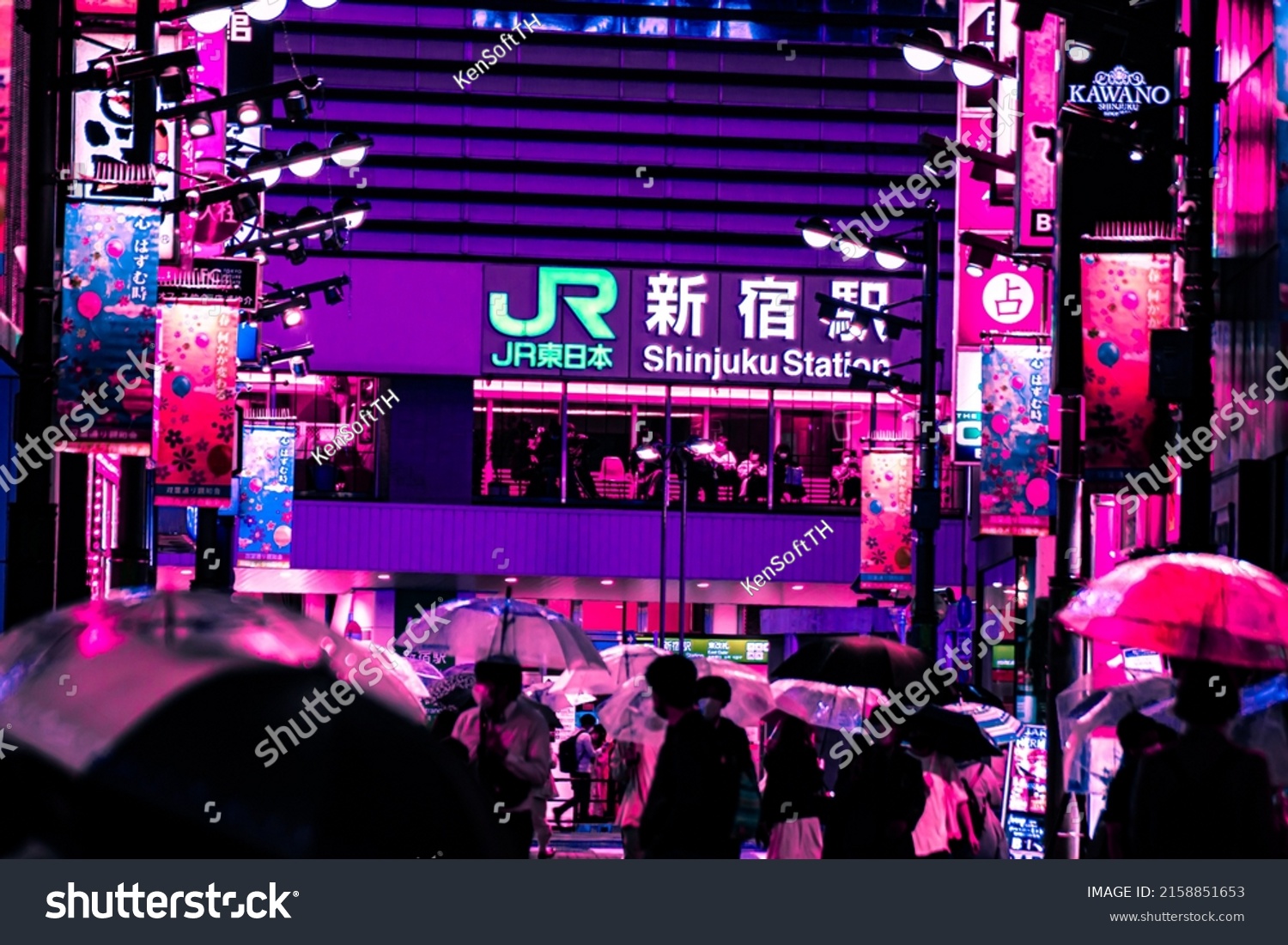 人であふれる歌舞伎町一番街 東京都新宿区 の無料の写真素材 - ID.37725フリー素材