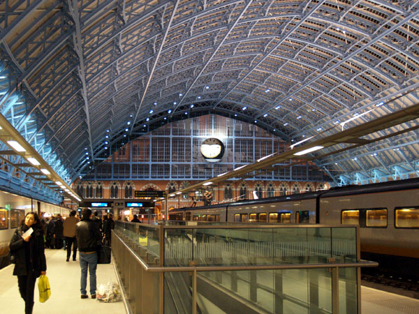 北駅・東駅のあるパリ10区の治安は？危険エリアとおすすめエリア – paris magazine