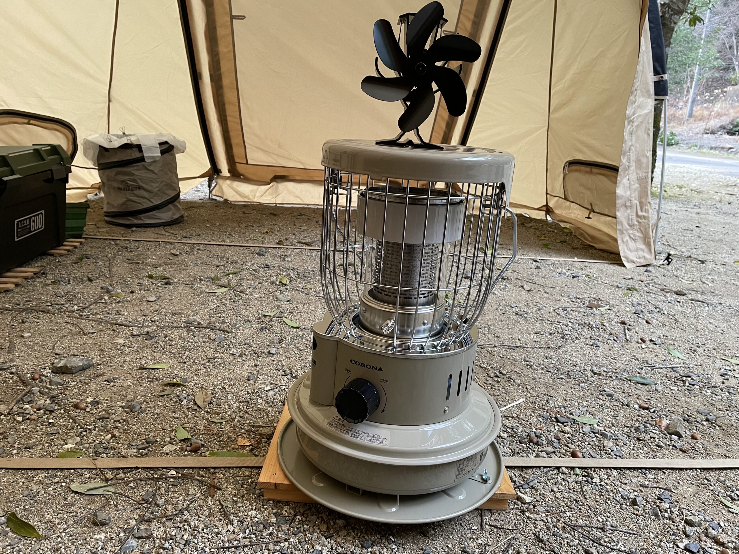 灯油ストーブ 石油ストーブ 小型 キャンプ