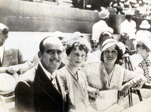 消息絶ったＡ・イアハートの搭乗機、ソナー画像で発見か 太平洋探索した専門家が発表 1 2- CNN.co.jp