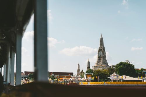 2025 ワットアルンを徹底解説！スムーズな行き方や見どころを紹介