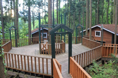 新しいキャンプ場で快適アウトドア体験！福岡・那珂川「モンベル五ヶ山ベースキャンプ」ウォーカープラス