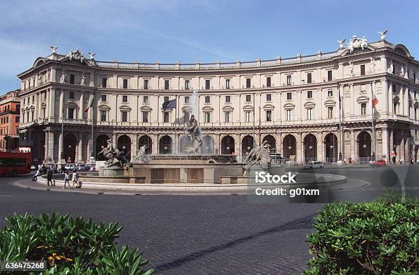 レプッブリカ広場海外旅行・国内旅行のツアーやホテル予約はNEWT ニュート