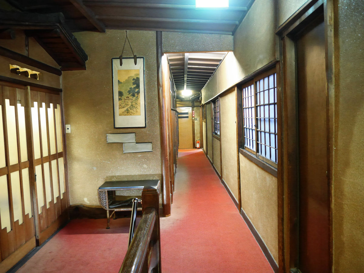 西郊ロッヂング 民宿・民泊・ゲストハウス・バケーション・ペンションを宿泊予約Trip.com