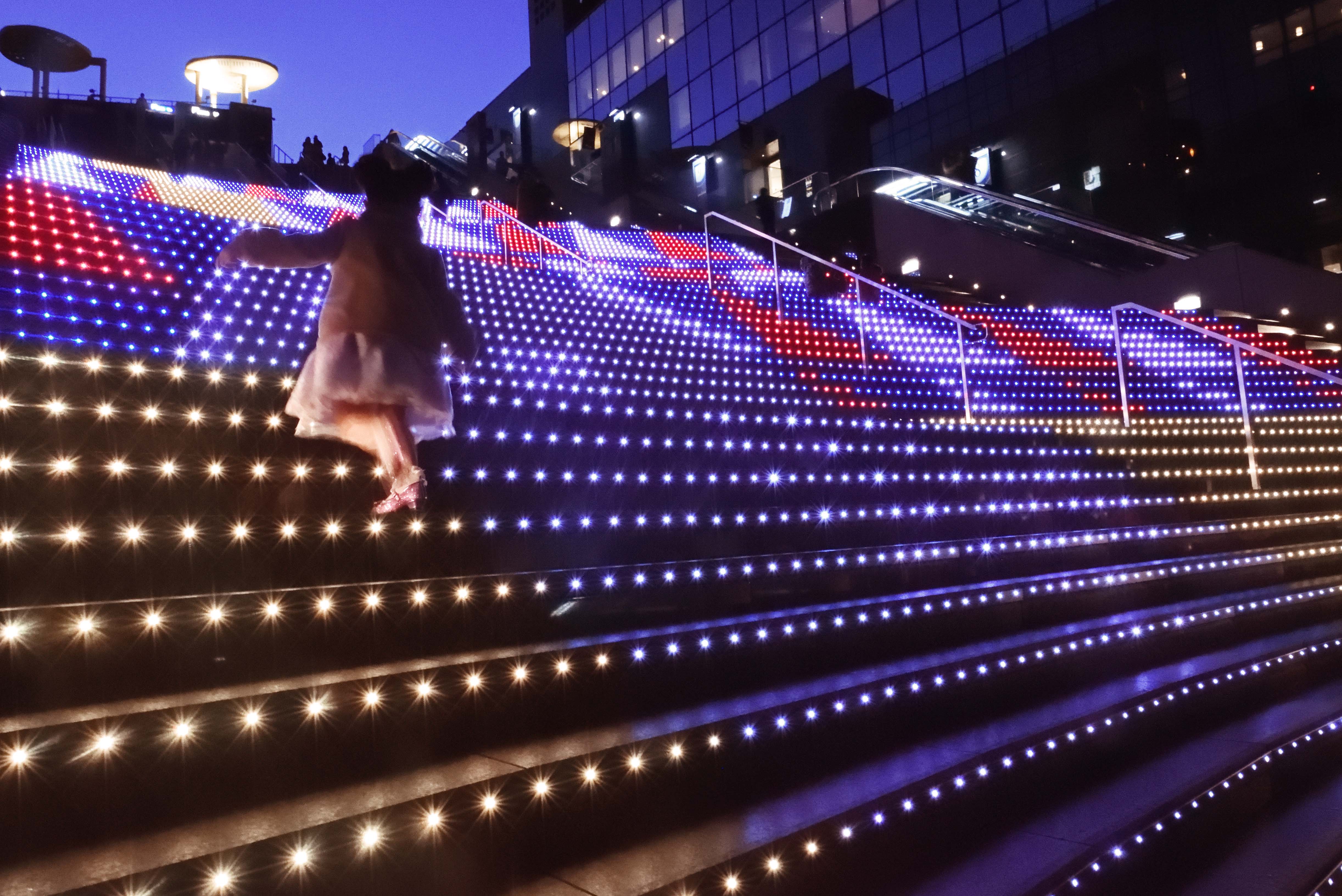 京都駅ビル 光のファンタジー2023デジスタイル京都京都のイベント、観光、グルメ、お出かけスポットなどの情報満載 “京都 を楽しむプロ”がおすすめするいろんな情報満載サイト