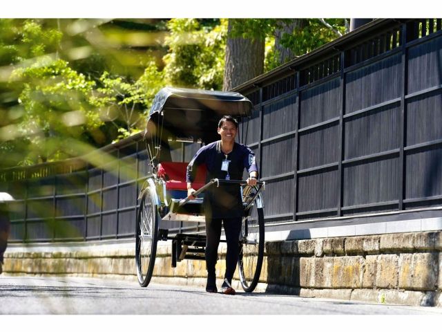 神奈川・鎌倉・人力車・60分貸切 人力車が似合う街！800年来の鎌倉の風情を感じよう！アソビュ