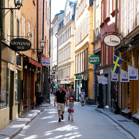 現地在住ライターが教える スウェーデン・ストックホルムにある魔女の宅急便のモデルの街「ガムラスタン」が一望できる秘密の絶景スポットとは？ -GOTRIP