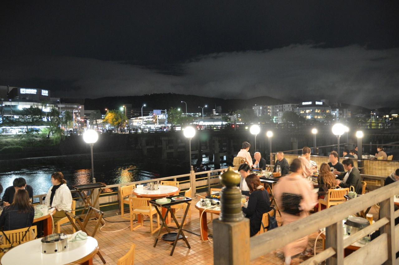 川床席確約 選べる夕食2コース 田鶴の川床で過ごす京の夏の夜！鴨川納涼床で味わう毎朝市場で吟味した旬の素材を使用した京会席♪ by