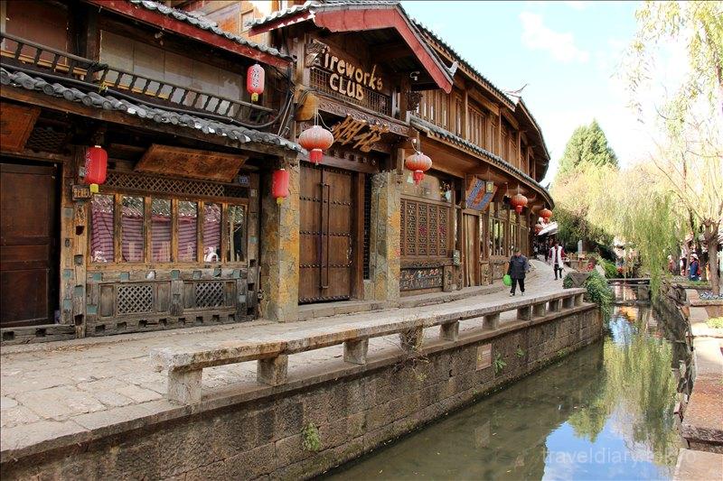 世界遺産の麗江 空港からアクセスRoad to EAST