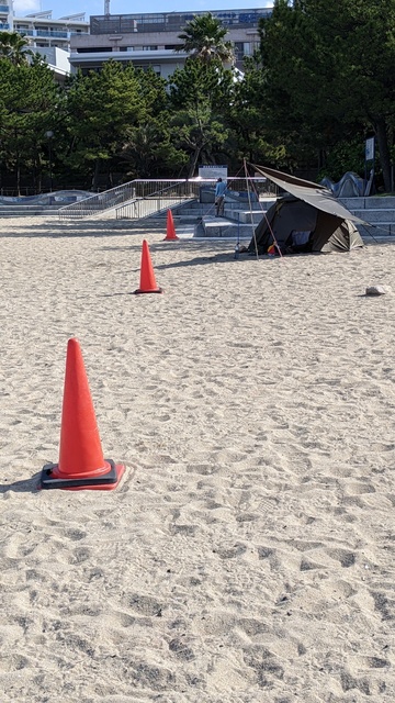 人気のバーベキュースポットを紹介✨✨ 兵庫県明石市の林崎松江海岸！！ 海でバーベキュー最高ですよ😘 しかも無料！予約不要！最高でしょ💓 今