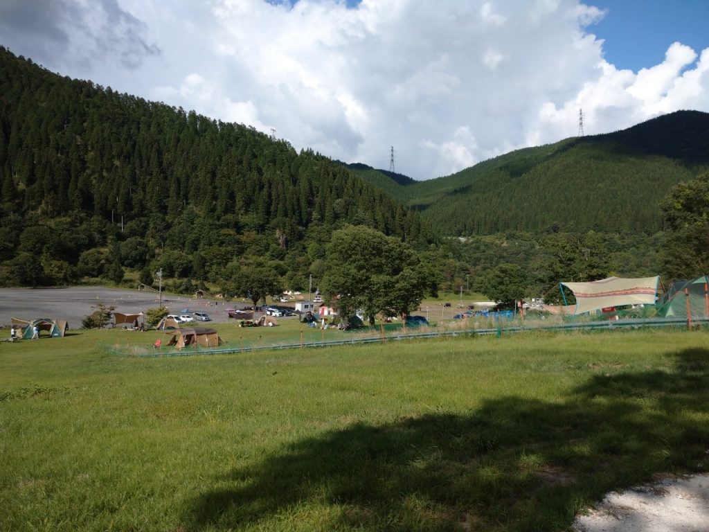 めいほう高原キャンプフィールドはアクティビティで溢れている！カラフルキャンプ