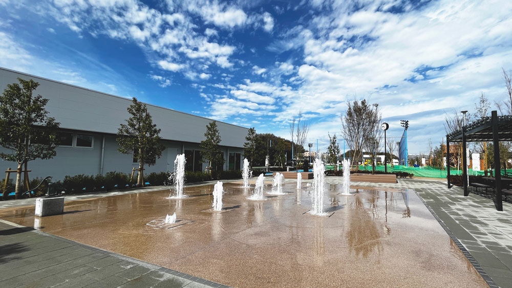 フロンタウン生田 駐車場 ふれあい広場 料金 噴水