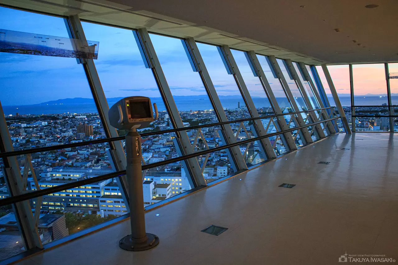 函館山の夜景～五稜郭タワーRIKOのおひとりさま～札幌シティガイド・北海道観光マスターの北海道旅行情報・温泉ソムリエマスターの温泉情報～登山、旅行、食べ歩き