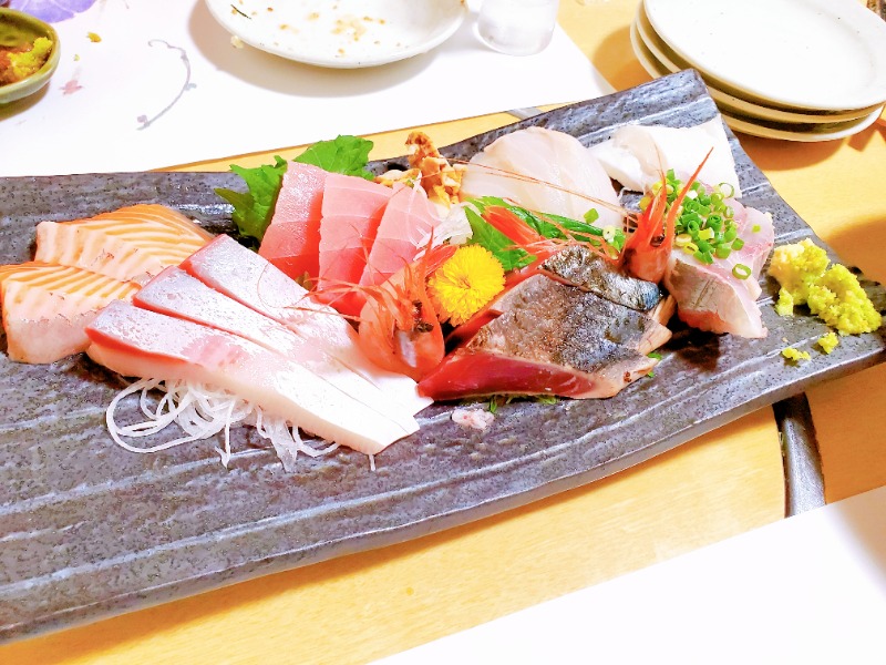 魚や翻車魚丸 まんぼうまる ＠藤沢 焼魚とお刺身の盛り合わせ定食