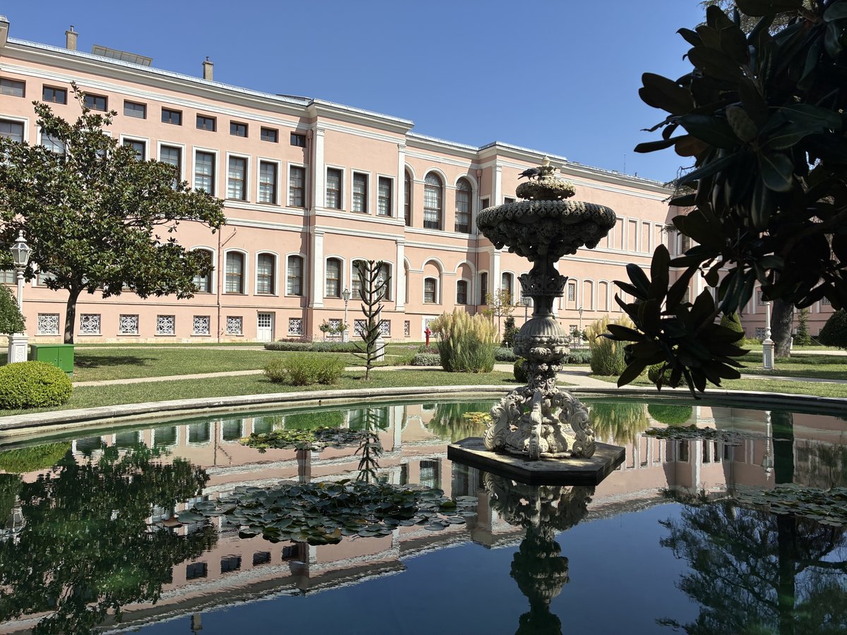 ドルマバフチェ宮殿周辺のグルメ 5選トリップアドバイザー