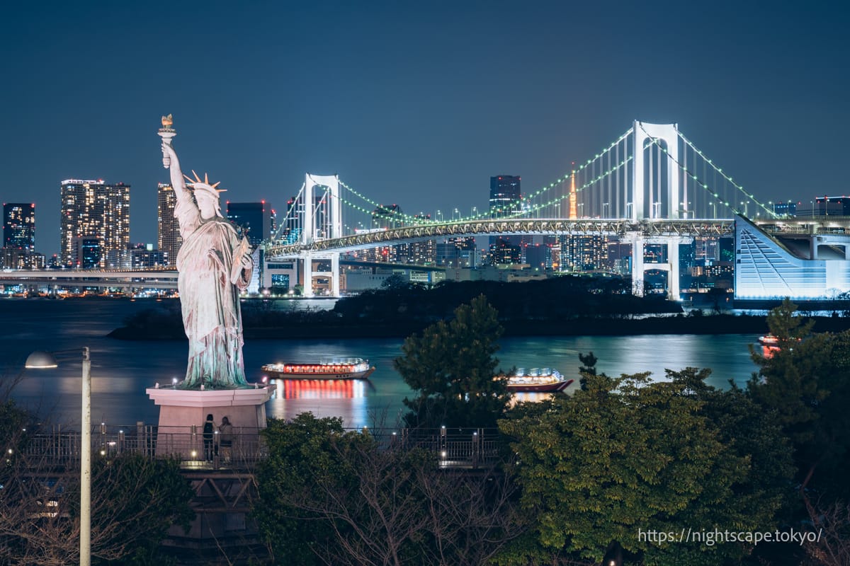惑星のようなデジタルアート体験「CONCORDIA」がクリスマスバージョンに！ 東京・お台場海浜公園 2024年1月8日までTABIZINE～人生に旅心を～