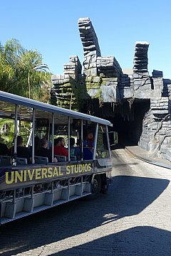 2025 USJのアトラクション一覧！常設の全32種をエリア別、乗り物 ショーシアター 体験系で紹介