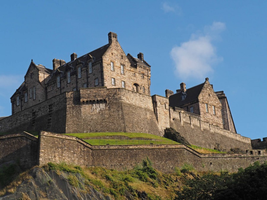 エディンバラ城入場チケット付き中国語市内観光ツアーKlook