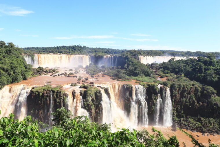 アルゼンチン アルゼンチン側 イグアス国立公園 イグアスの滝行き方と見所世界散歩 World