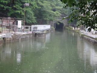 蹴上インクラインから南禅寺、水路閣へ。無料で楽しむオススメ観光ルートをご紹介。 -京都の路地や神社など人が少なく混雑しないぼーっとできる穴場観光スポットを紹介する「京都路地散歩」