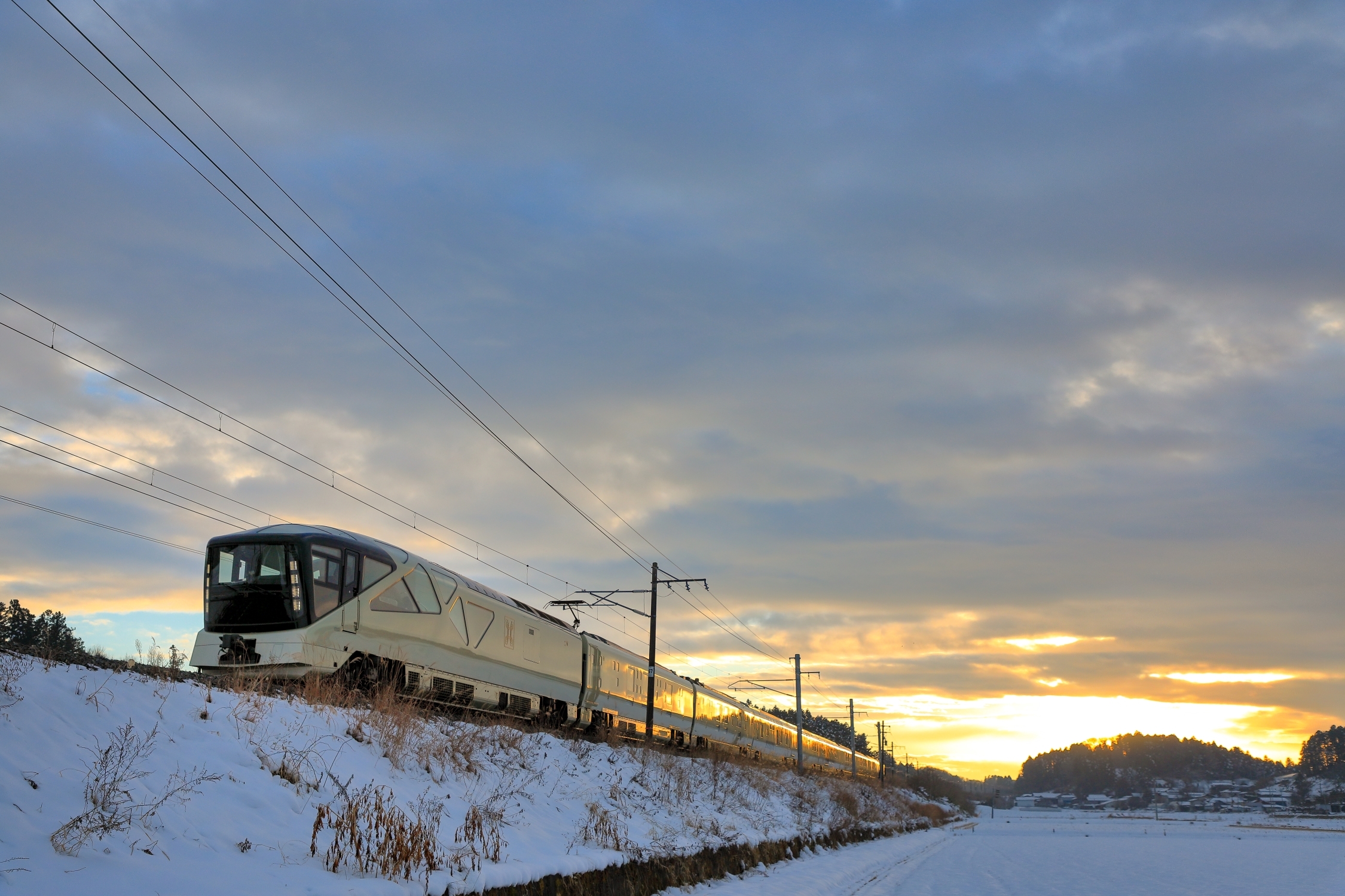 ＪＲ東日本、豪華寝台列車「四季島」 写真特集：時事ドットコム