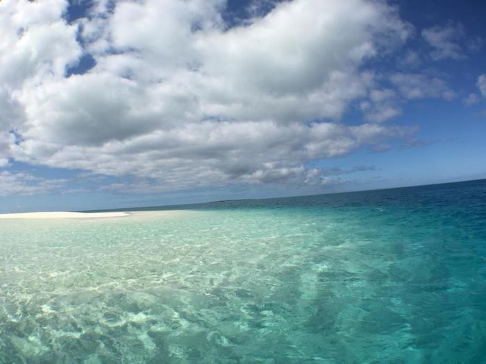 一生に一度は行きたい！おすすめの海外の透明度の高い絶景ビーチ7選 - Tripa トリパ 旅のプロがお届けする旅行に役立つ情報