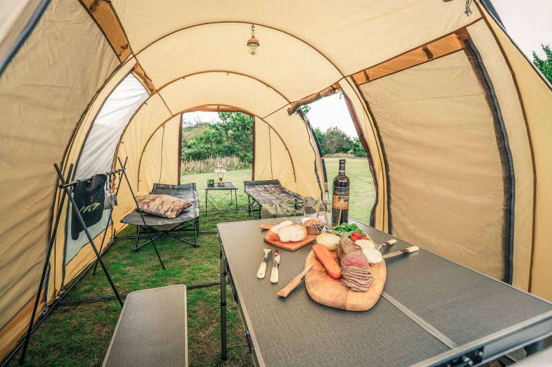 初心者必見 2ルームテントで快適空間を作る理想のレイアウト術てつキャン