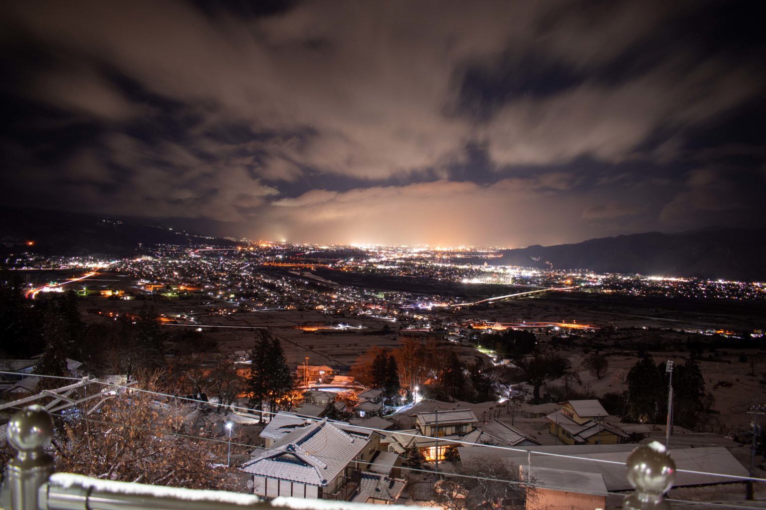 姨捨駅の夜景長野県千曲市-こよなく夜景を愛する人へ